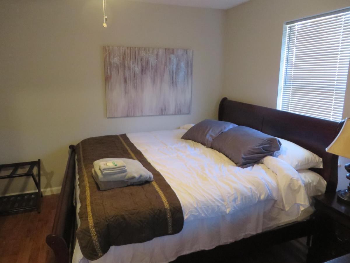 5 Star Atlanta Harsfield Guesthouse College Park Екстериор снимка