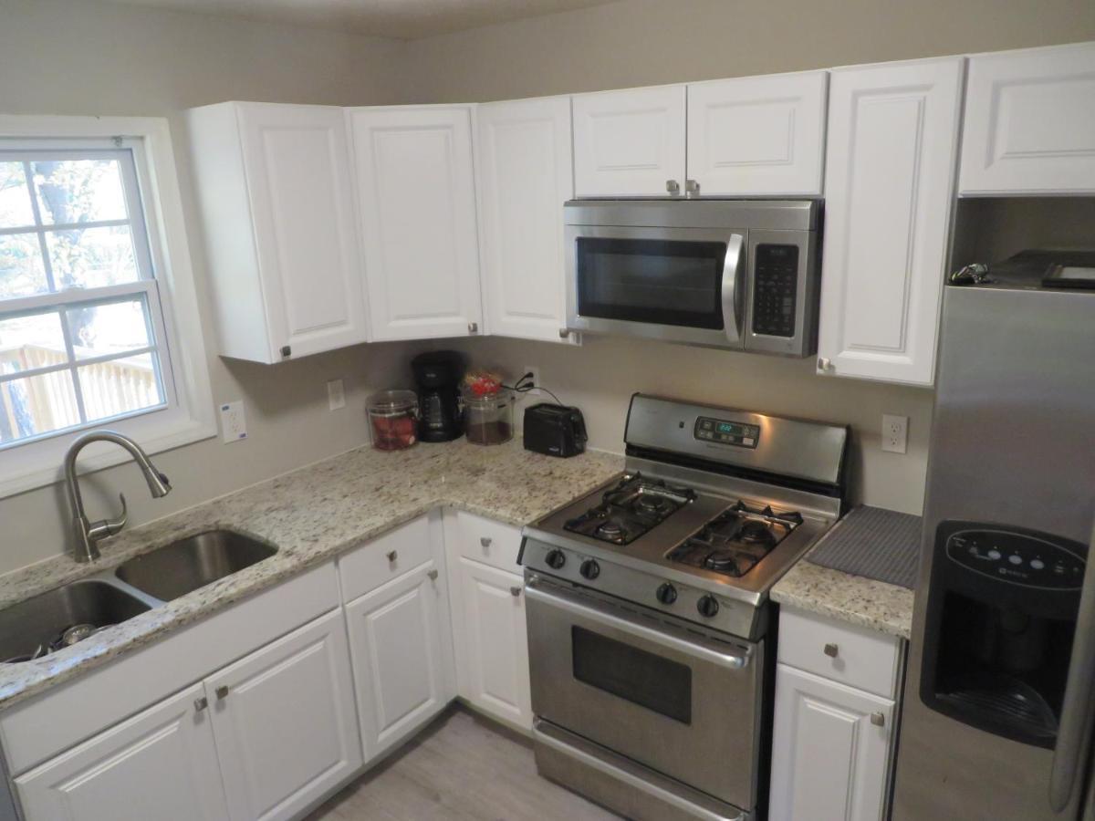 5 Star Atlanta Harsfield Guesthouse College Park Екстериор снимка