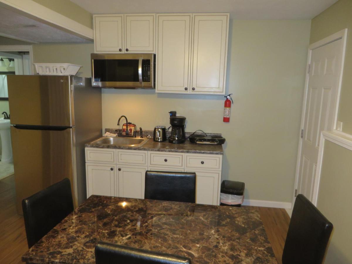 5 Star Atlanta Harsfield Guesthouse College Park Екстериор снимка