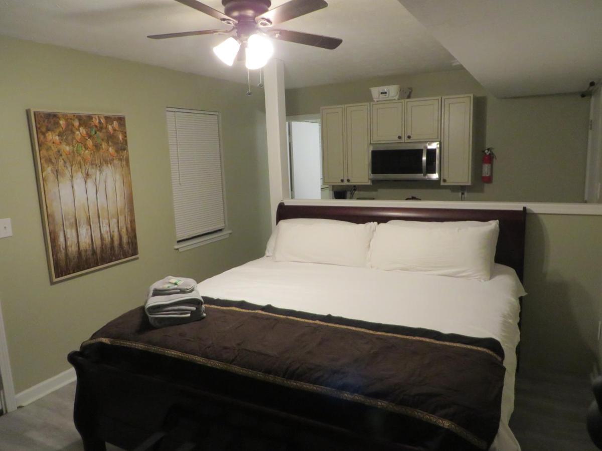 5 Star Atlanta Harsfield Guesthouse College Park Екстериор снимка