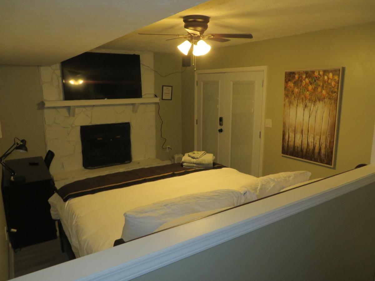 5 Star Atlanta Harsfield Guesthouse College Park Екстериор снимка